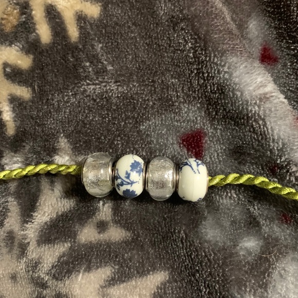 Charms - Picture 2 of 4